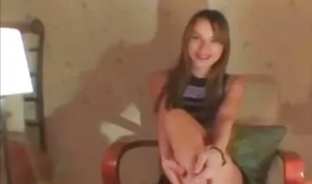 به اتاق لینک کانال داستان سکسی نگاه کن.
